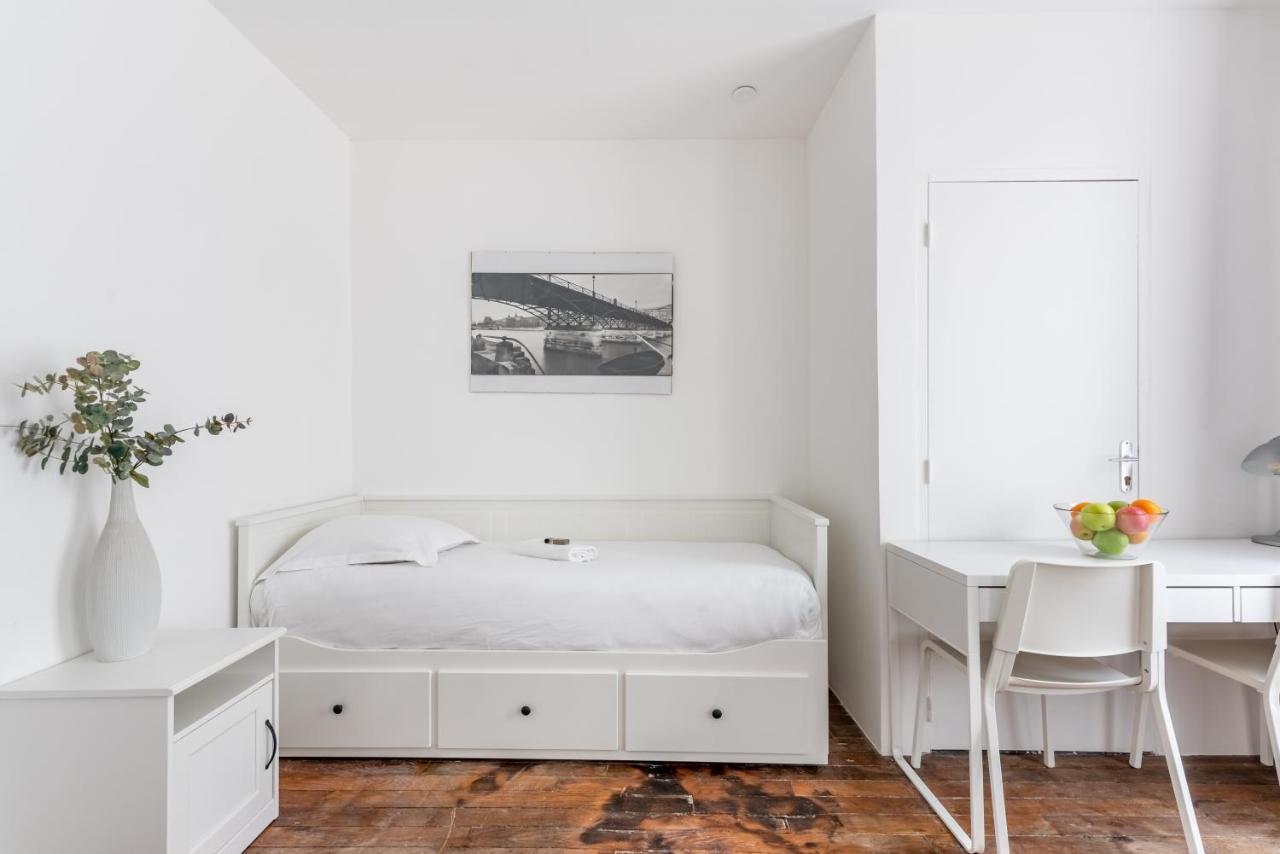 Appartement Magenta Quest Paris Exteriör bild